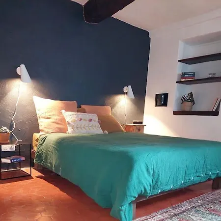 Βίλα Maison De Village Haut-de-cagnes Avec Vue Mer *
