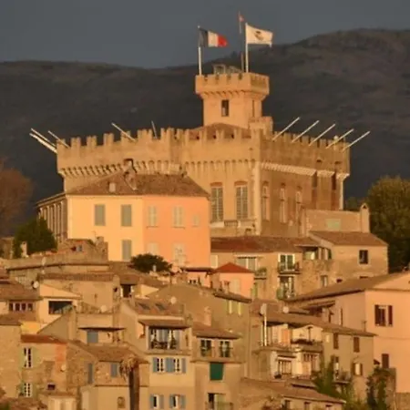 Maison De Village Haut-de-cagnes Avec Vue Mer